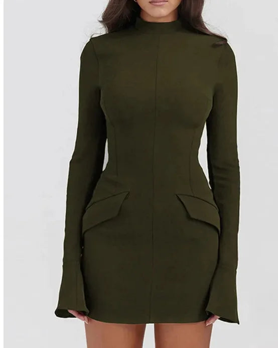Sofisticé et Confortable Robe Mini Fitted pour Femmes - Col Haut Élégant - Manches Longues - Détail Structuré sur les Hanches