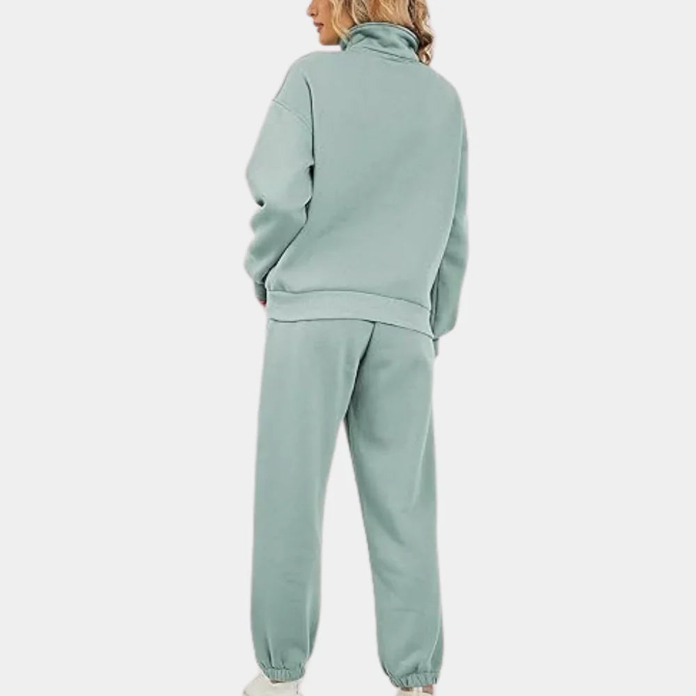 Elin - dwuczęściowy dres Stilrent zapewniający wygodę i styl