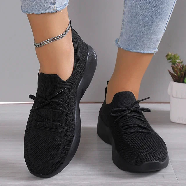 Dames instapsneakers met ademende gebreide bovenkant, veerkrachtige zool en slanke, flexibele pasvorm