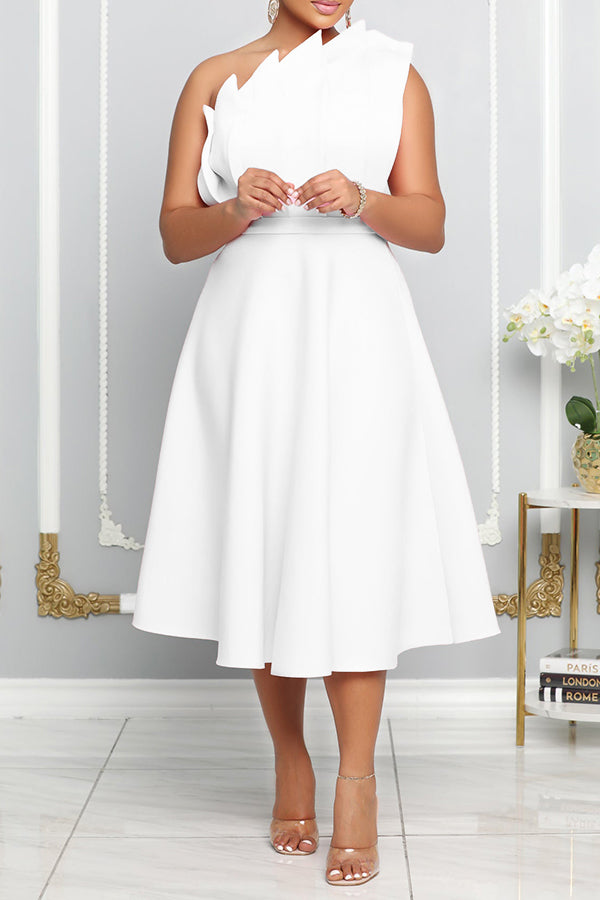 Vestido femenino romántico de un hombro con vuelo y estampado floral