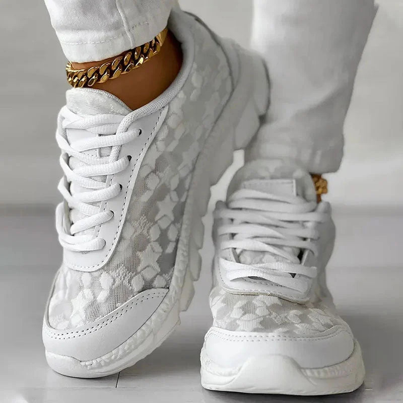 Chaussures pour femmes - Maillage respirant - Semelle rembourrée - Lacets - Basses - Style décontracté