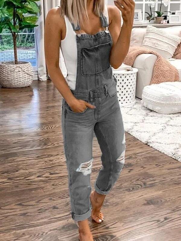 UrbanChic - Stylowy damski kombinezon jeansowy zapewniający modny wygląd