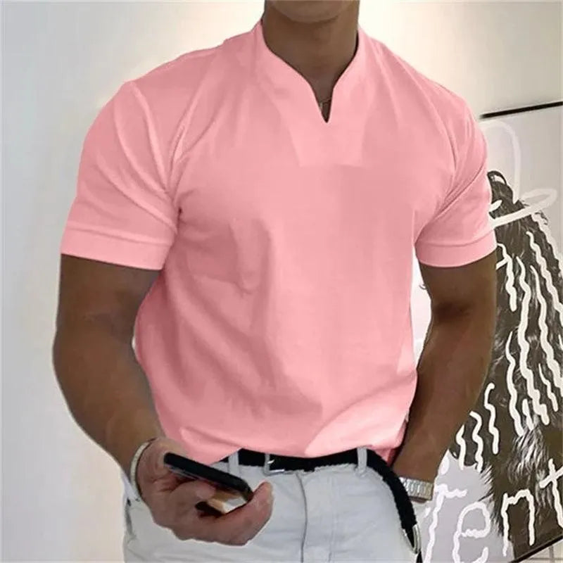 T-Shirt męski z dekoltem w szpic, mankiety na bokach, wąski fason, idealny do swobodnych stylizacji