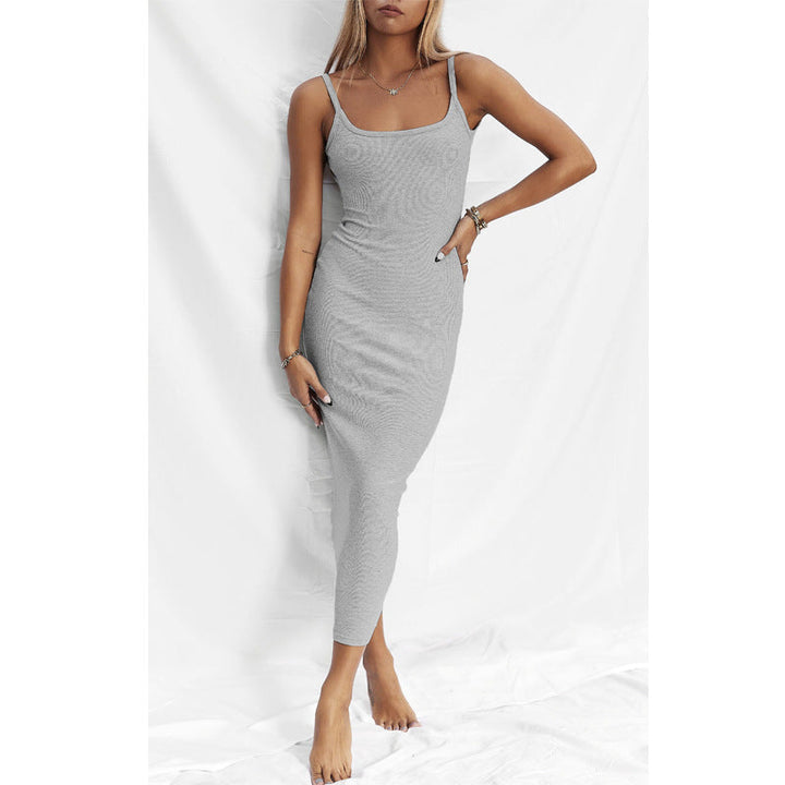 Chic Women’s Knit Midi Dress with Bodycon Fit, Elegant Square Neck and Sleeveless Design