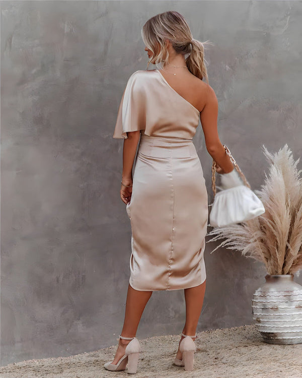 Elegancka satynowa sukienka midi Sinclair dla wyrafinowanego wyglądu