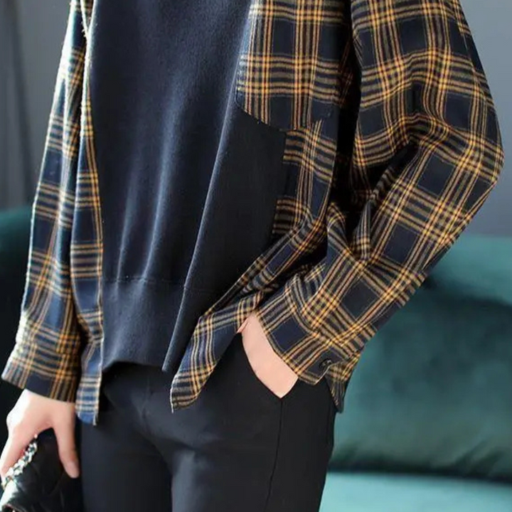 Damski sweter w elegancką kratę AMELY